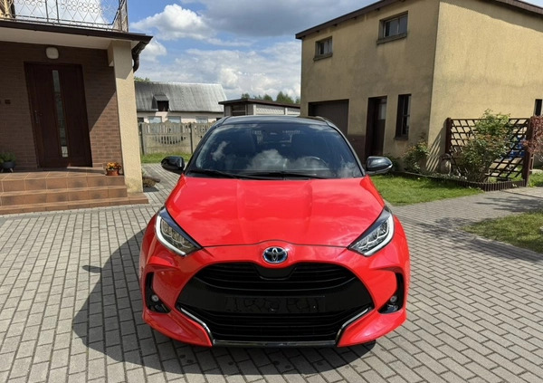 Toyota Yaris cena 72900 przebieg: 11000, rok produkcji 2021 z Dobczyce małe 232